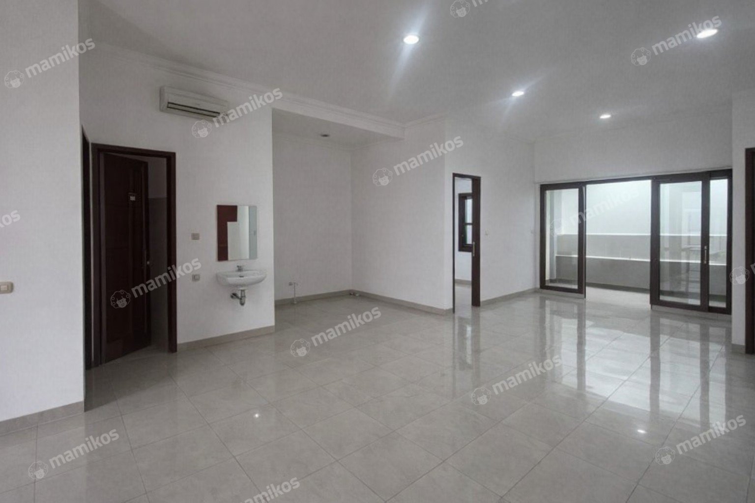 Rumah Sertifikat SHM 3 Kamar Tidur 2 Kamar Mandi Meruya Jakarta Barat