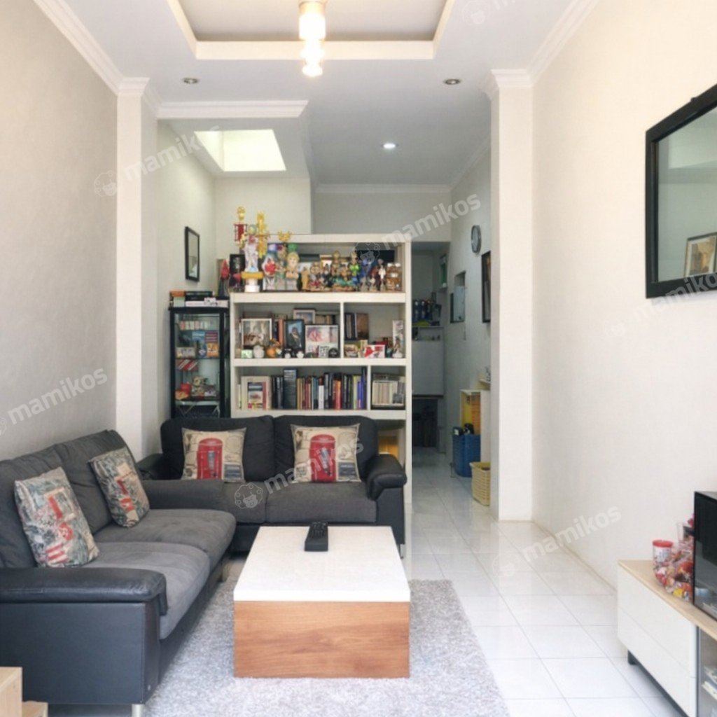 Rumah Sertifikat SHM 3 Kamar Tidur 2 Kamar Mandi Kembangan Jakarta Barat - Photo 2