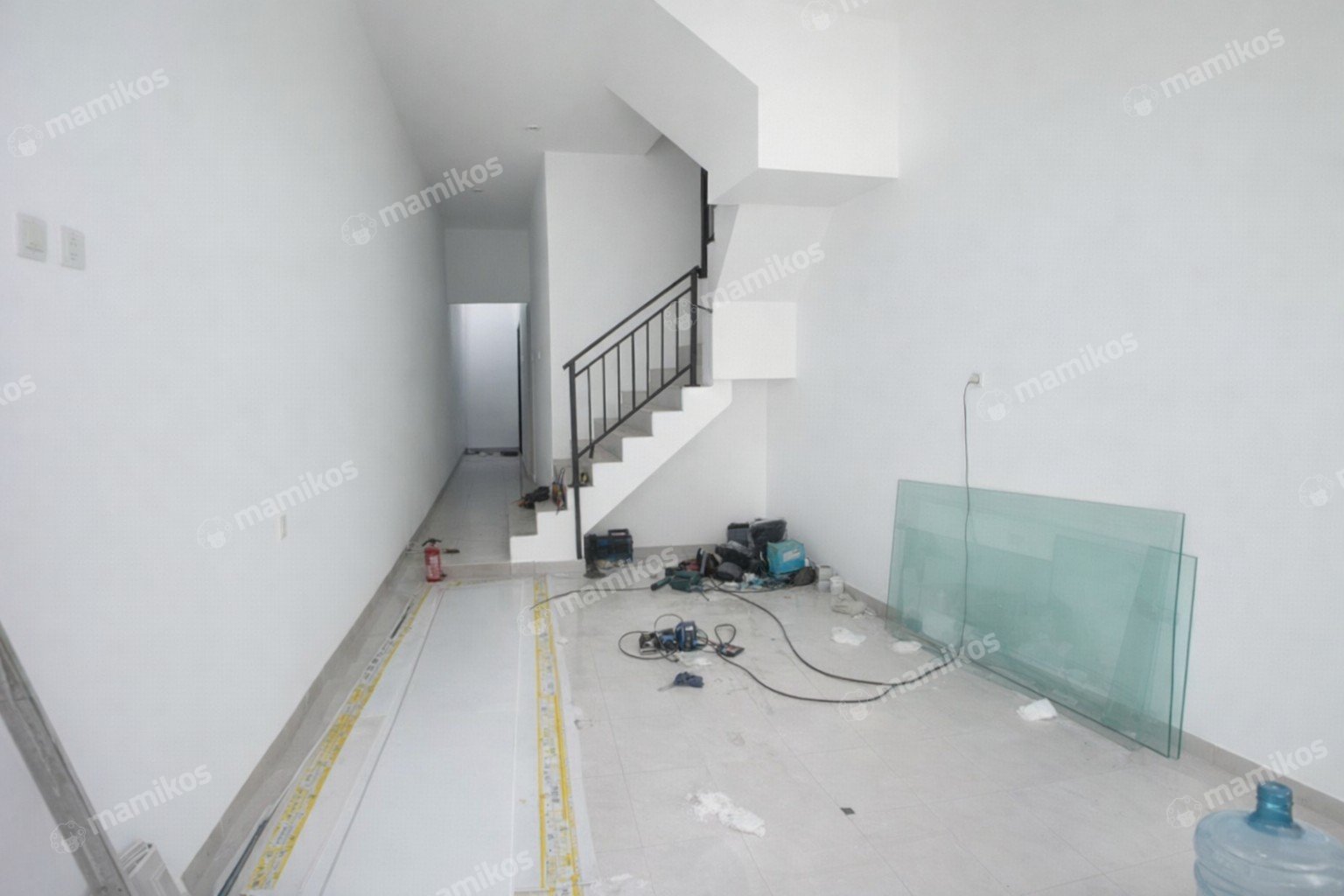 Rumah Sertifikat SHM 3 Kamar Tidur 3 Kamar Mandi Kelapa Gading Jakarta Utara - Photo 3