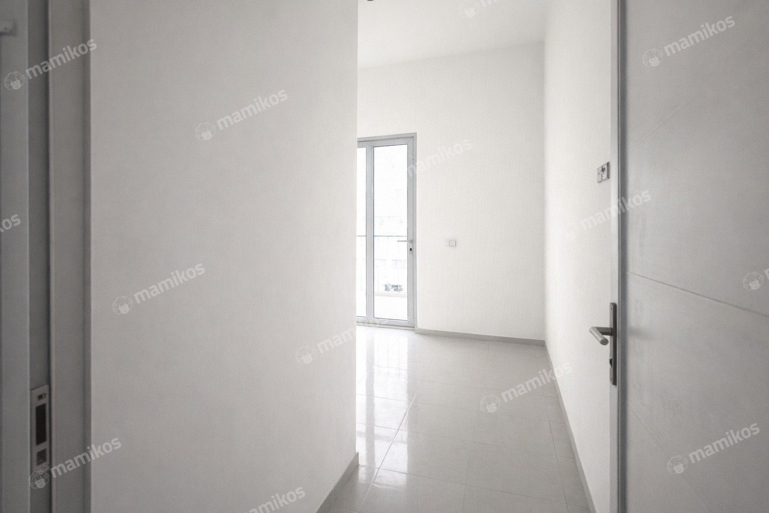 Rumah Sertifikat SHM 3 Kamar Tidur 3 Kamar Mandi Kelapa Gading Jakarta Utara - Photo 5
