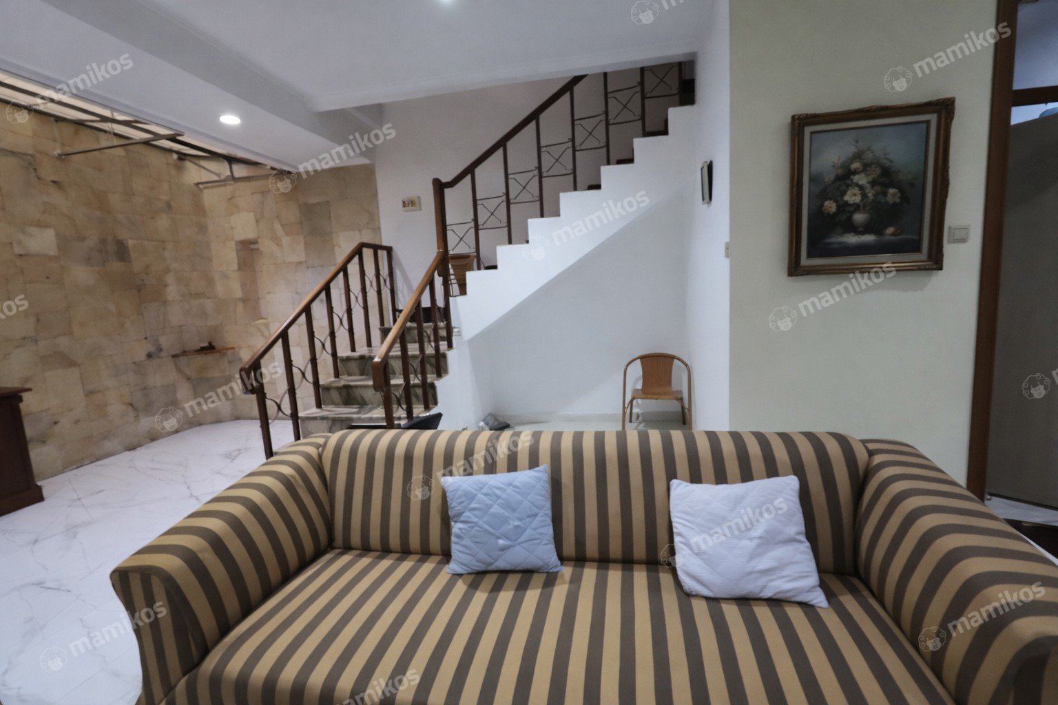 Rumah Sertifikat SHM 4 Kamar Tidur 3 Kamar Mandi Kelapa Gading Jakarta Utara - Photo 3
