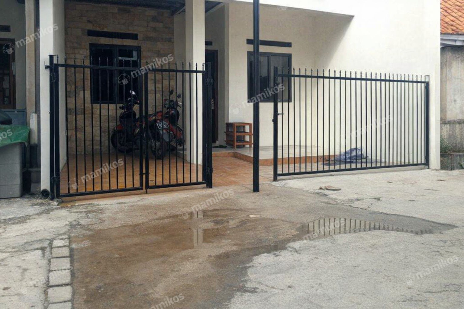 Rumah Sertifikat SHM 2 Kamar Tidur 1 Kamar Mandi Lebak Bulus Jakarta Selatan - Photo 2