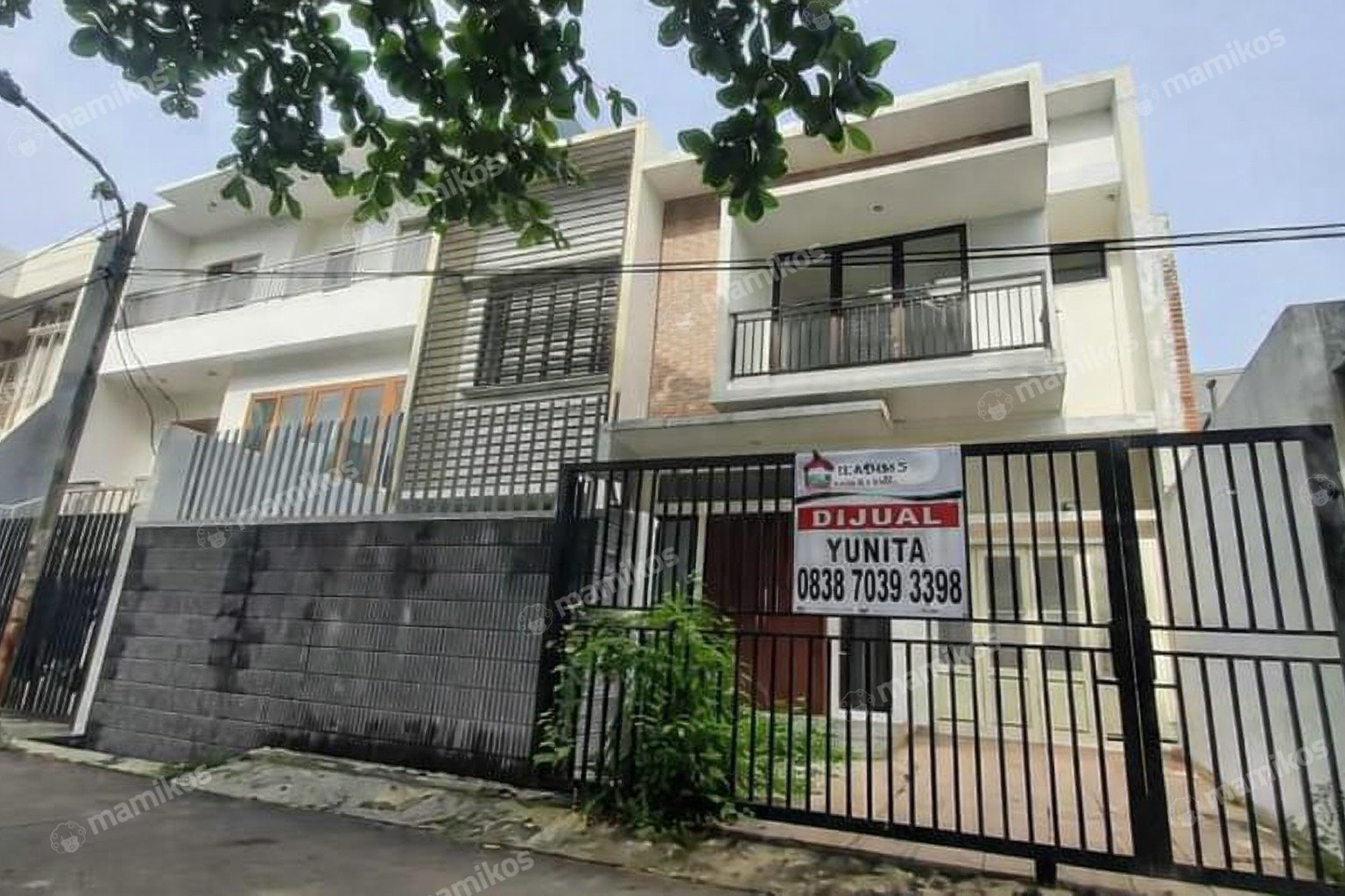 Rumah Sertifikat SHM 4 Kamar Tidur 4 Kamar Mandi Sunter Jakarta Utara