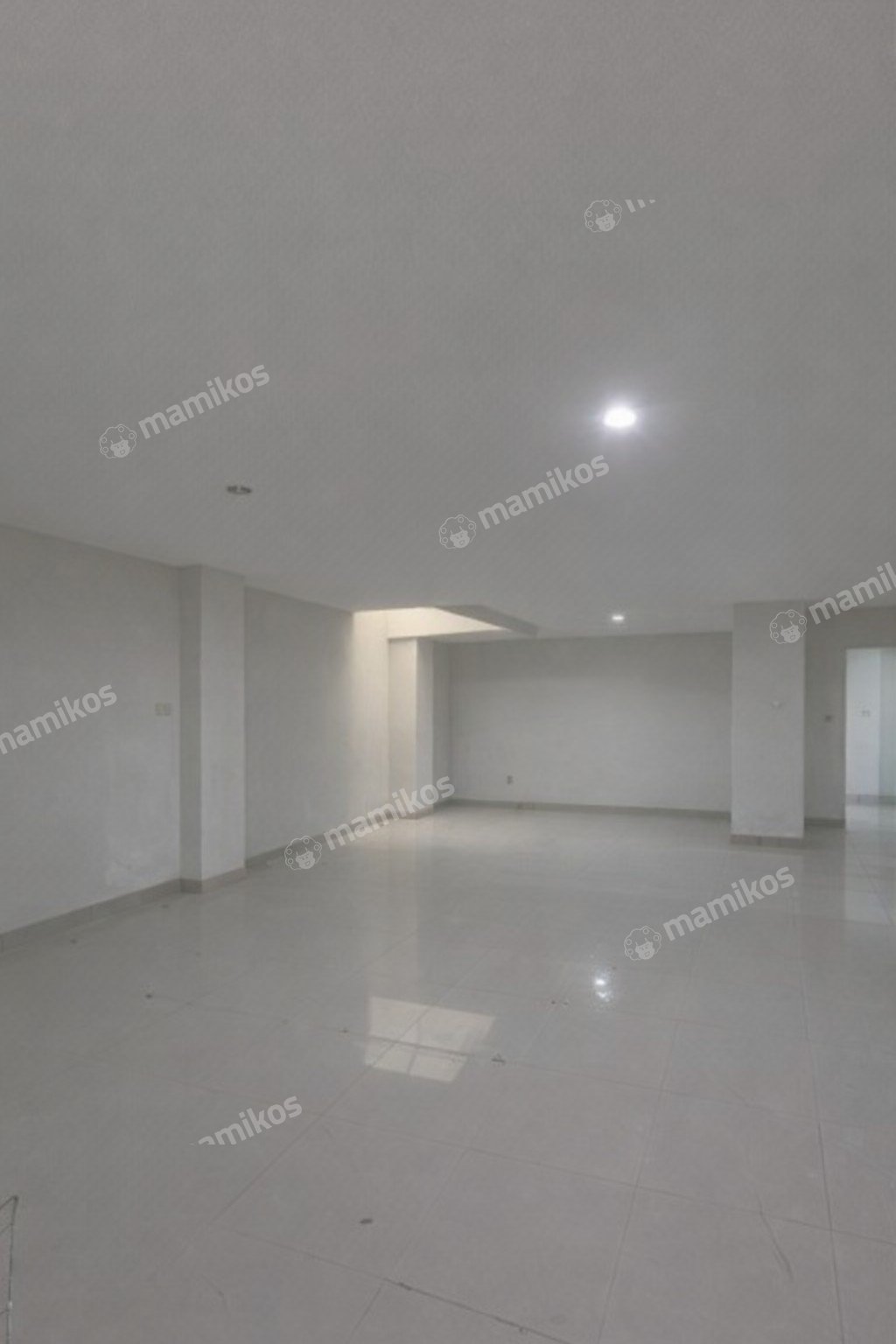 Rumah Sertifikat SHM 4 Kamar Tidur 3 Kamar Mandi Daan Mogot Jakarta Barat - Photo 2