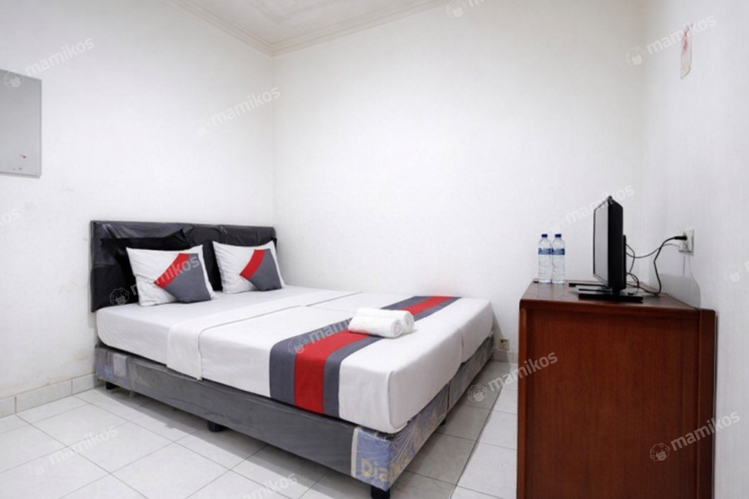 Rumah Sertifikat SHM 30 Kamar Tidur 28 Kamar Mandi Tawakal Jakarta Barat - Photo 2
