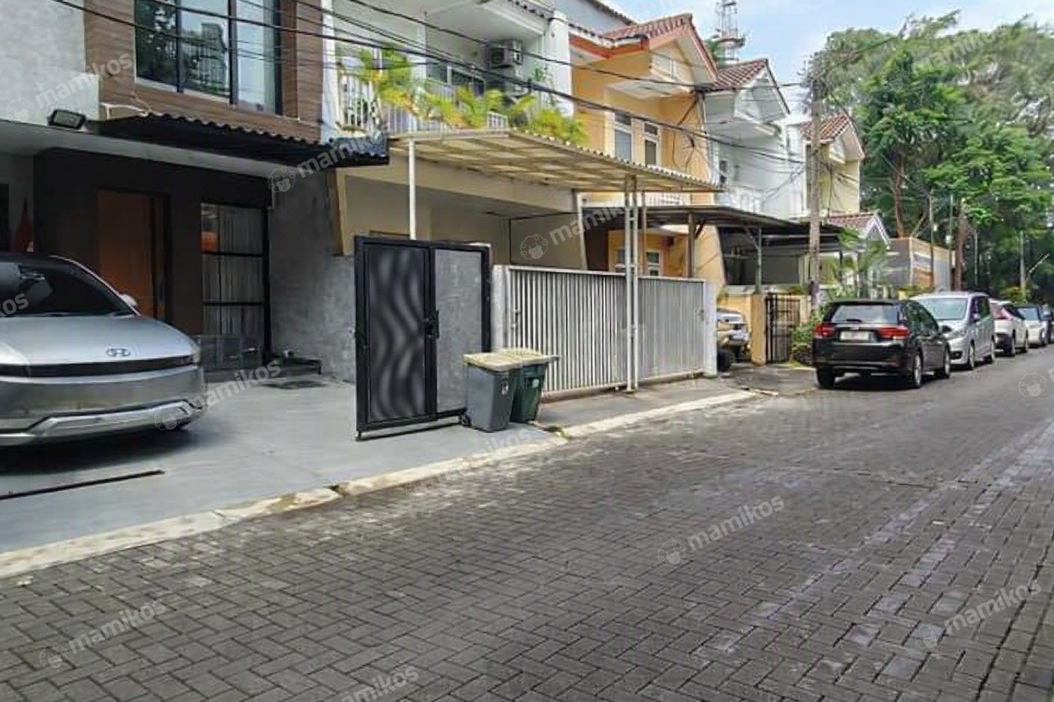 Rumah Sertifikat SHM 4 Kamar Tidur 4 Kamar Mandi Sunter Jakarta Utara