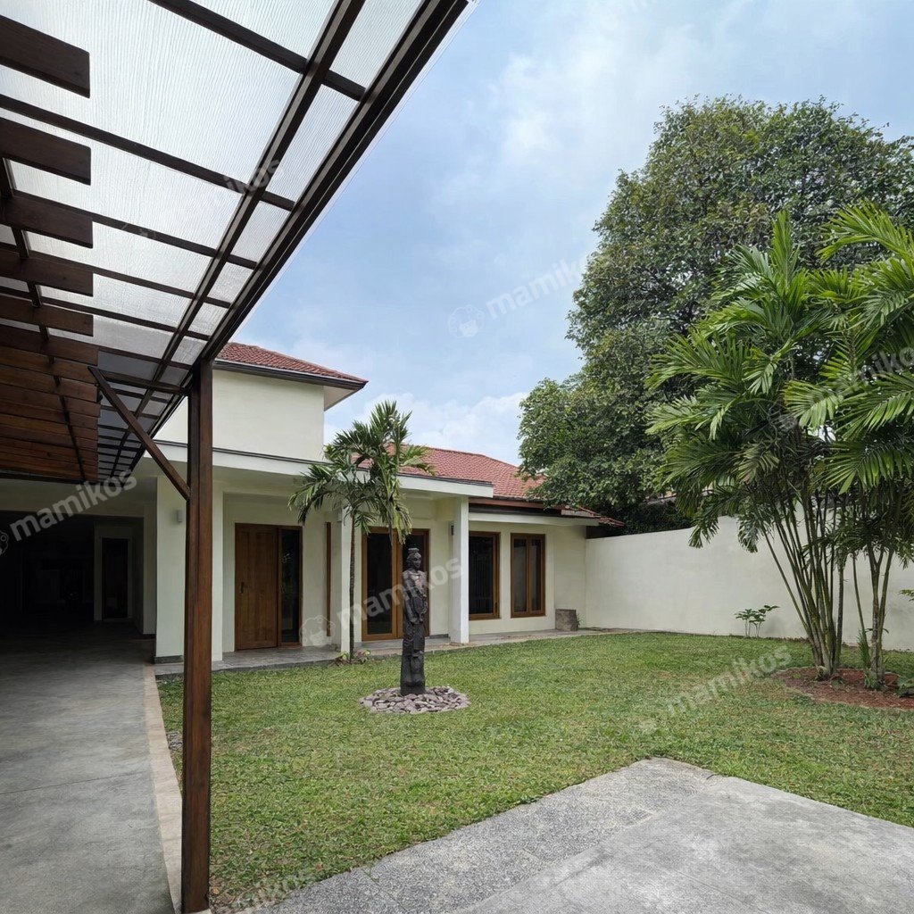 Rumah Sertifikat SHM 4 Kamar Tidur 3 Kamar Mandi Menteng Dalam Jakarta Selatan - Photo 4