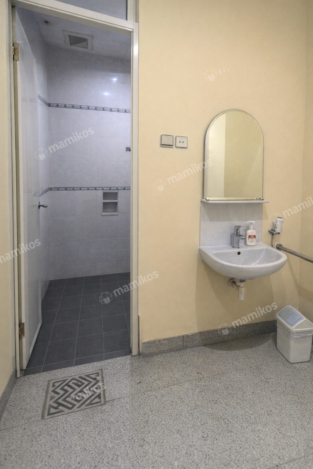 Rumah Sertifikat SHM 5 Kamar Tidur 4 Kamar Mandi Green Ville Jakarta Barat - Photo 3
