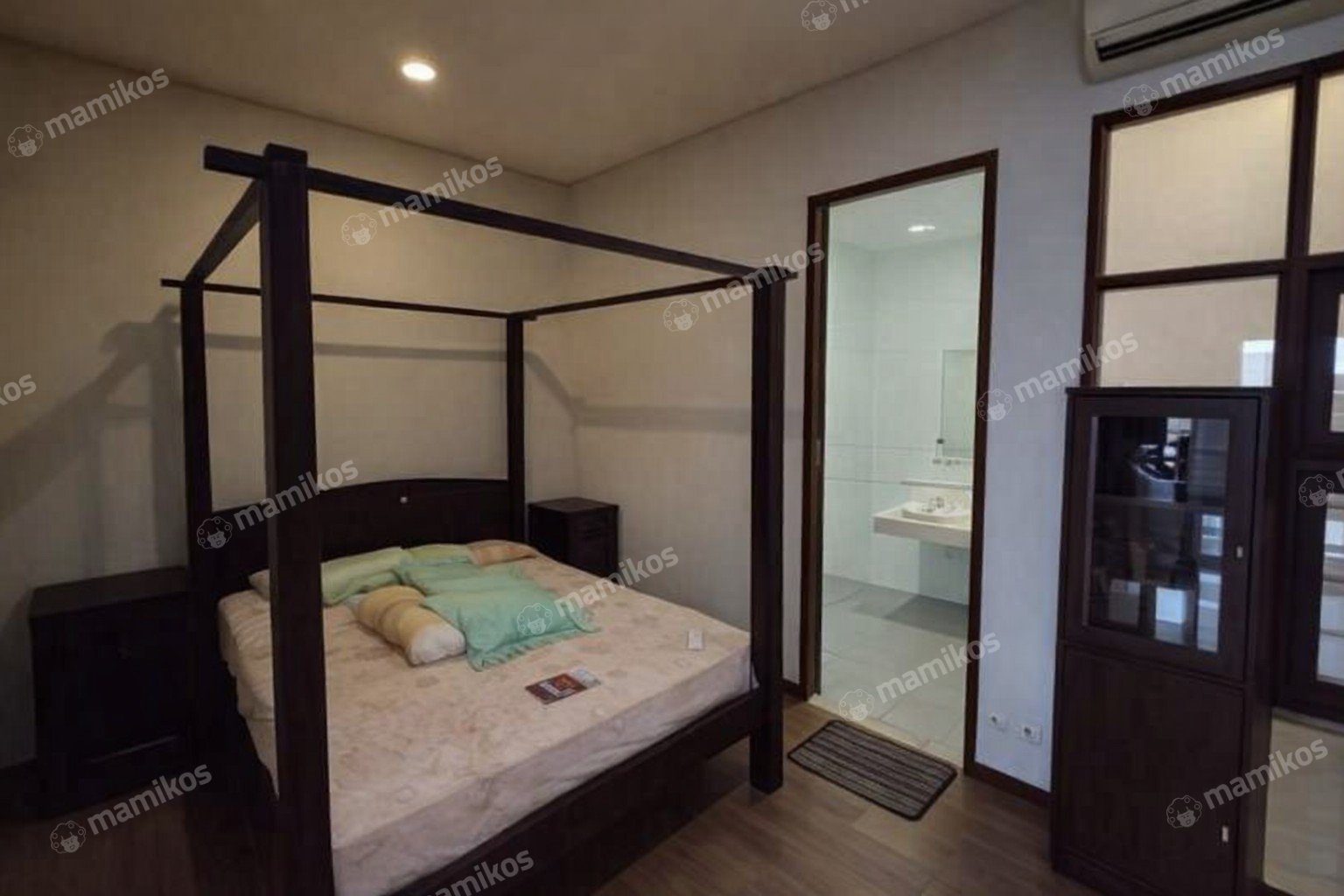 Rumah Sertifikat SHM 1 Lantai Joglo Jakarta Barat