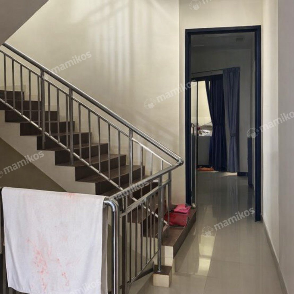 Rumah Sertifikat SHM 4 Kamar Tidur 4 Kamar Mandi Tomang Jakarta Barat - Photo 5
