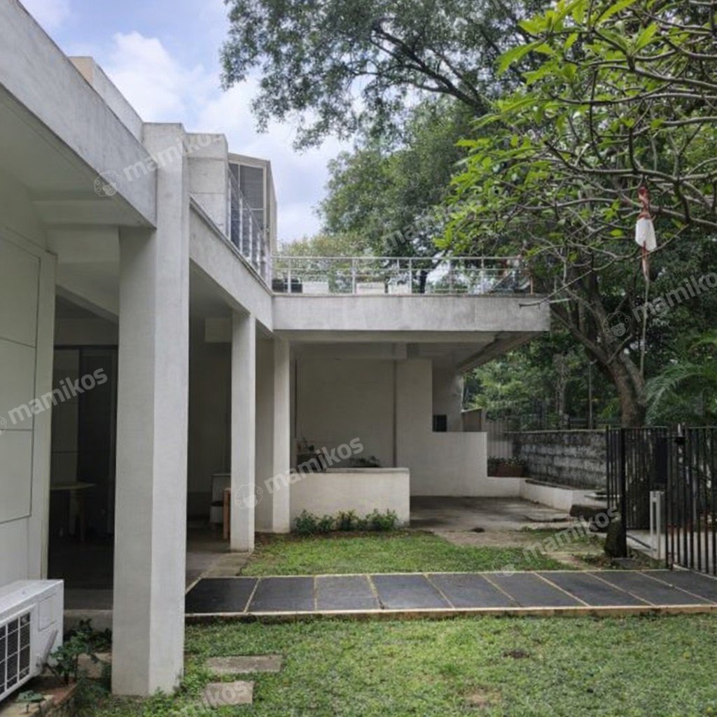 Rumah Sertifikat SHM 9 Kamar Tidur 2 Kamar Mandi Kebayoran Baru Jakarta Selatan - Photo 5