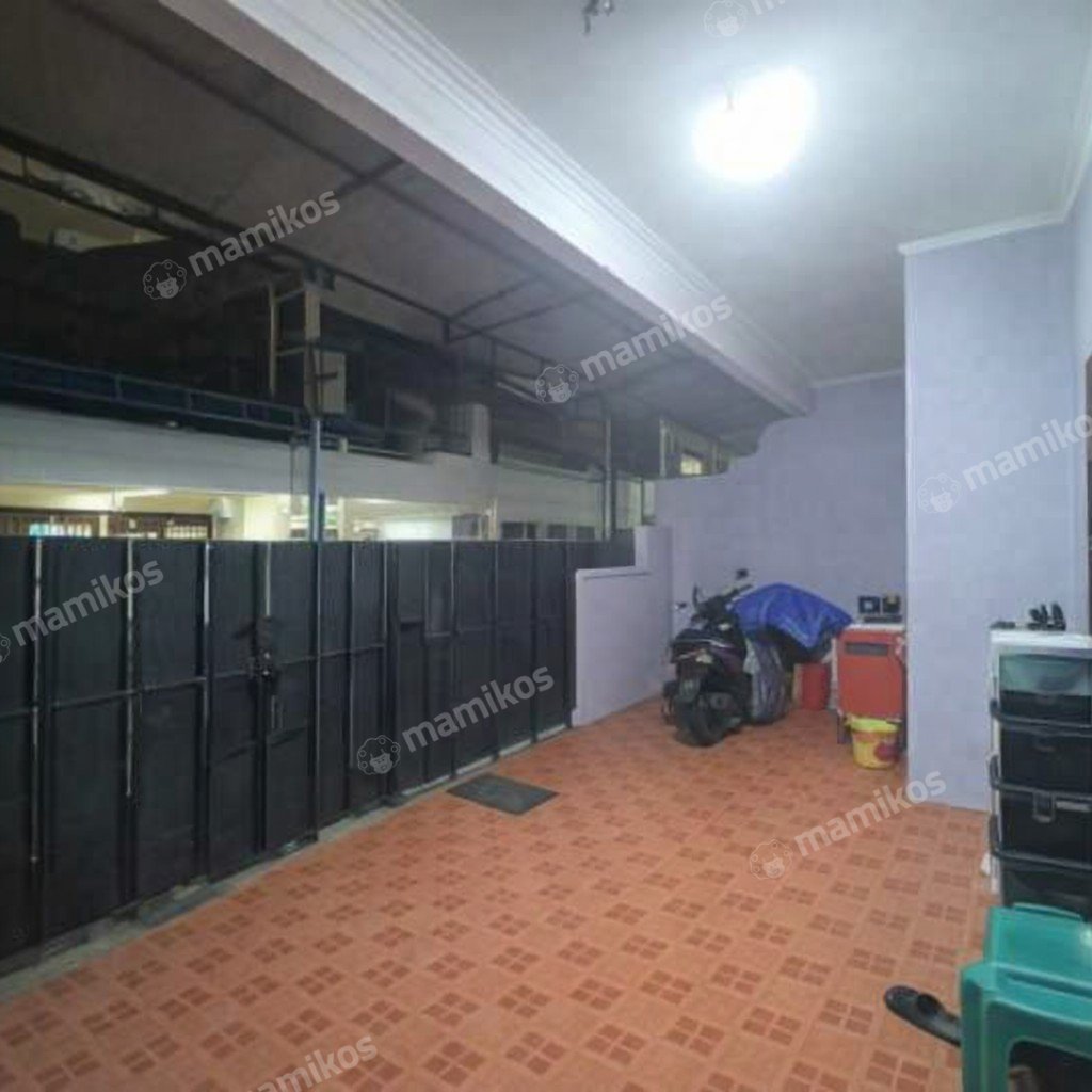 Rumah Sertifikat SHM 3 Kamar Tidur 2 Kamar Mandi Tanjung Duren Jakarta Barat - Photo 3