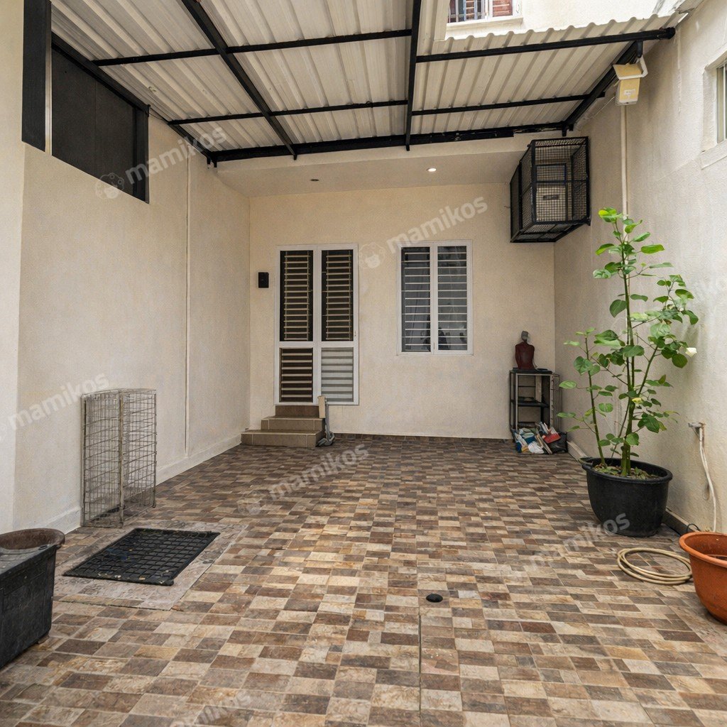 Rumah Sertifikat SHM 4 Kamar Tidur 3 Kamar Mandi Taman Ratu Jakarta Barat - Photo 2