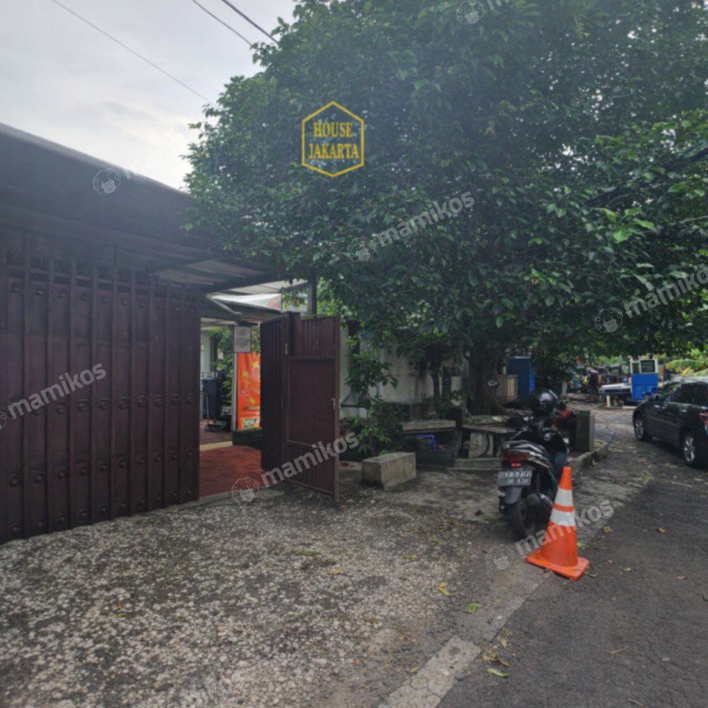 Rumah Sertifikat SHM 3 Kamar Tidur 3 Kamar Mandi Senopati Jakarta Selatan - Photo 3