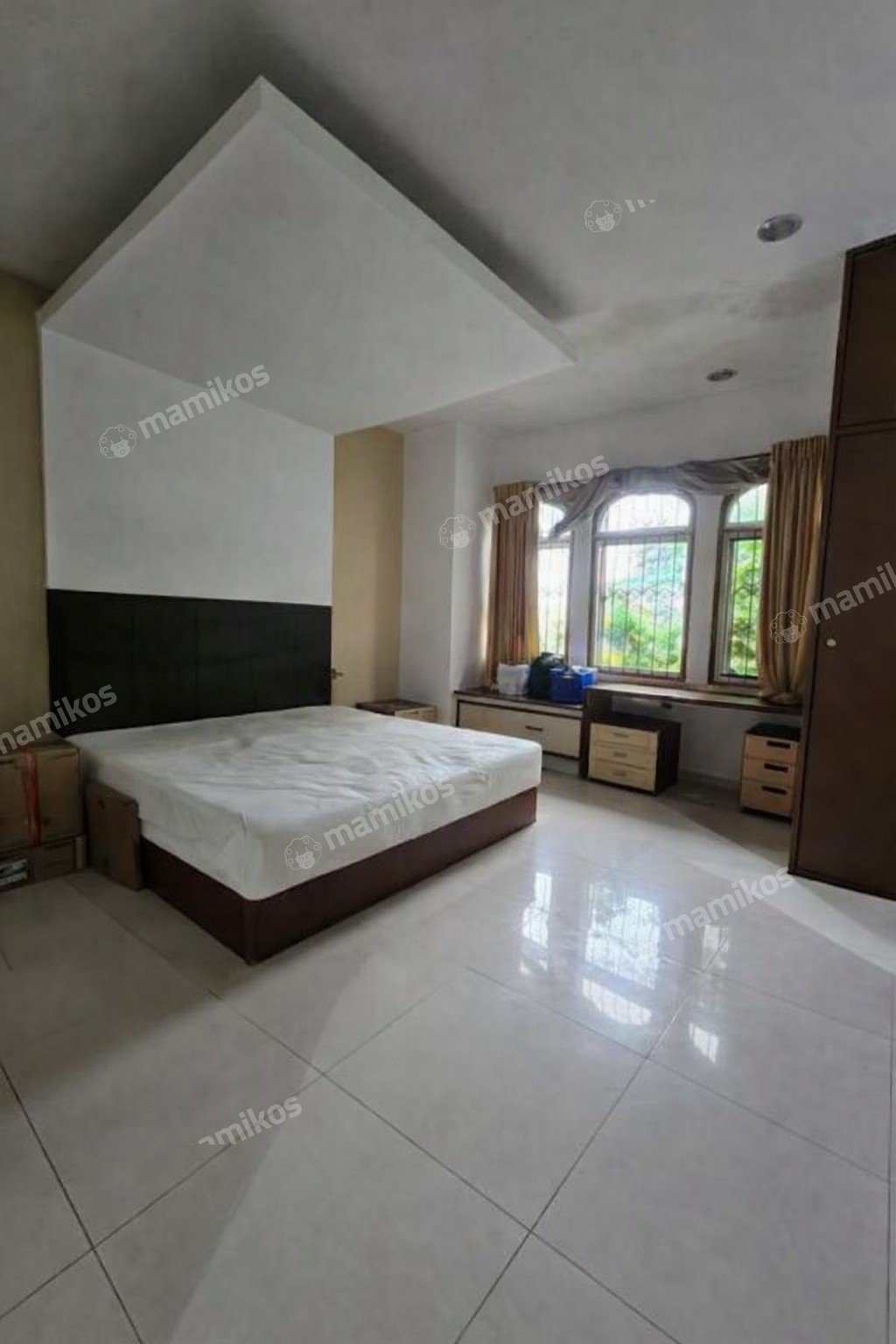 Rumah Sertifikat SHM 4 Kamar Tidur 3 Kamar Mandi Pantai Indah Kapuk Jakarta Utara - Photo 2