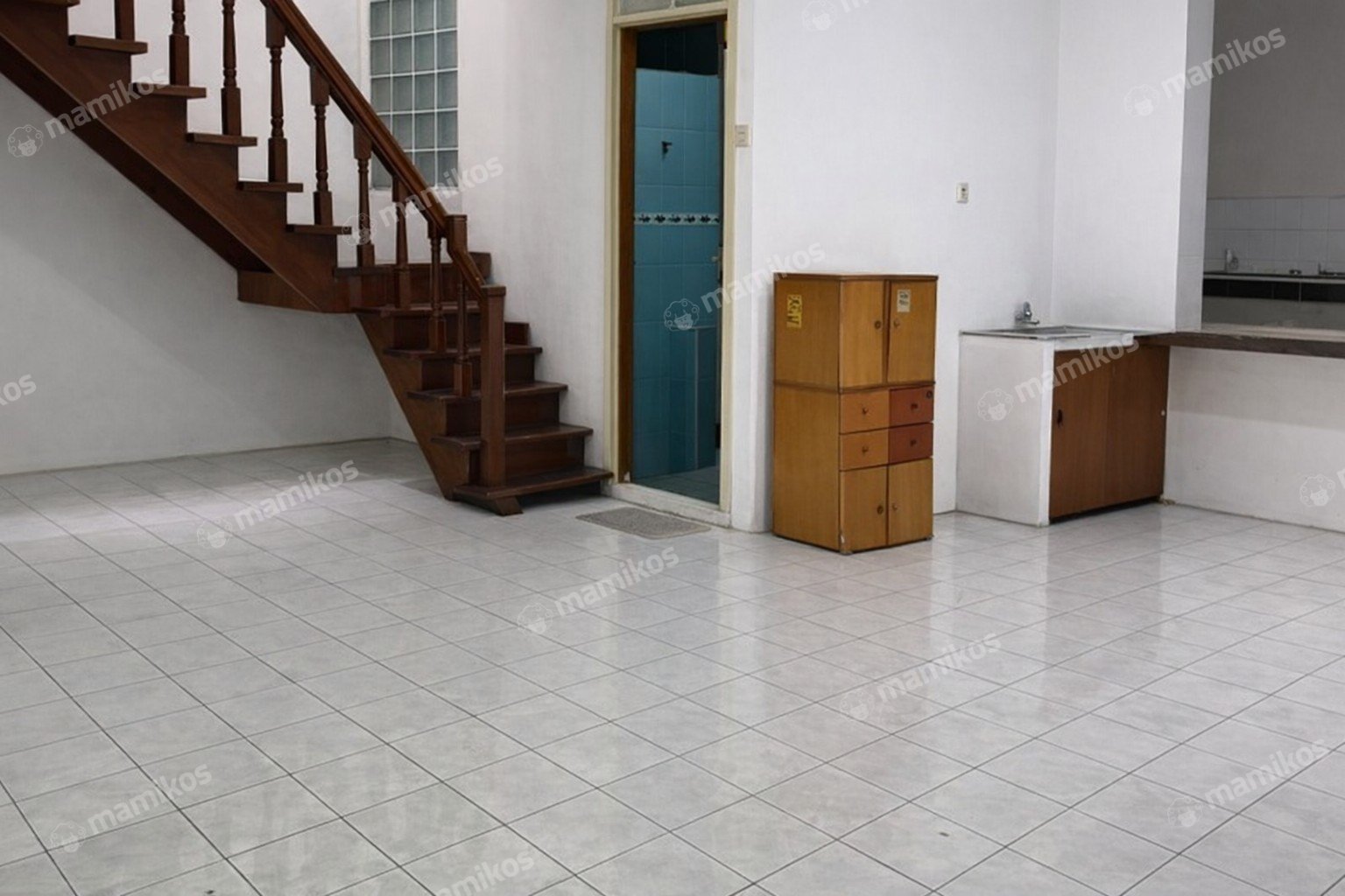 Rumah Sertifikat SHM 4 Kamar Tidur 3 Kamar Mandi Alfa Indah Jakarta Barat