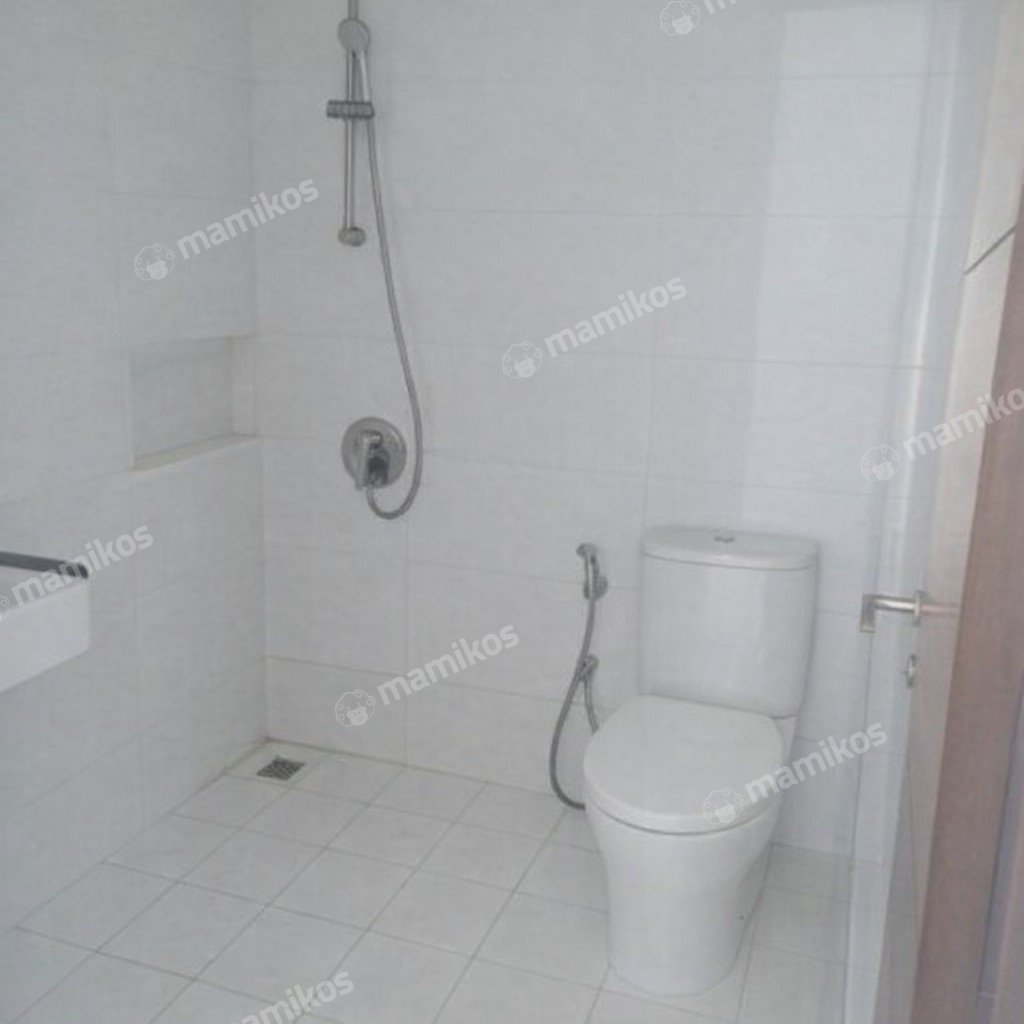 Rumah Sertifikat SHM 2 Kamar Tidur 2 Kamar Mandi Green Lake City Jakarta Barat - Photo 3
