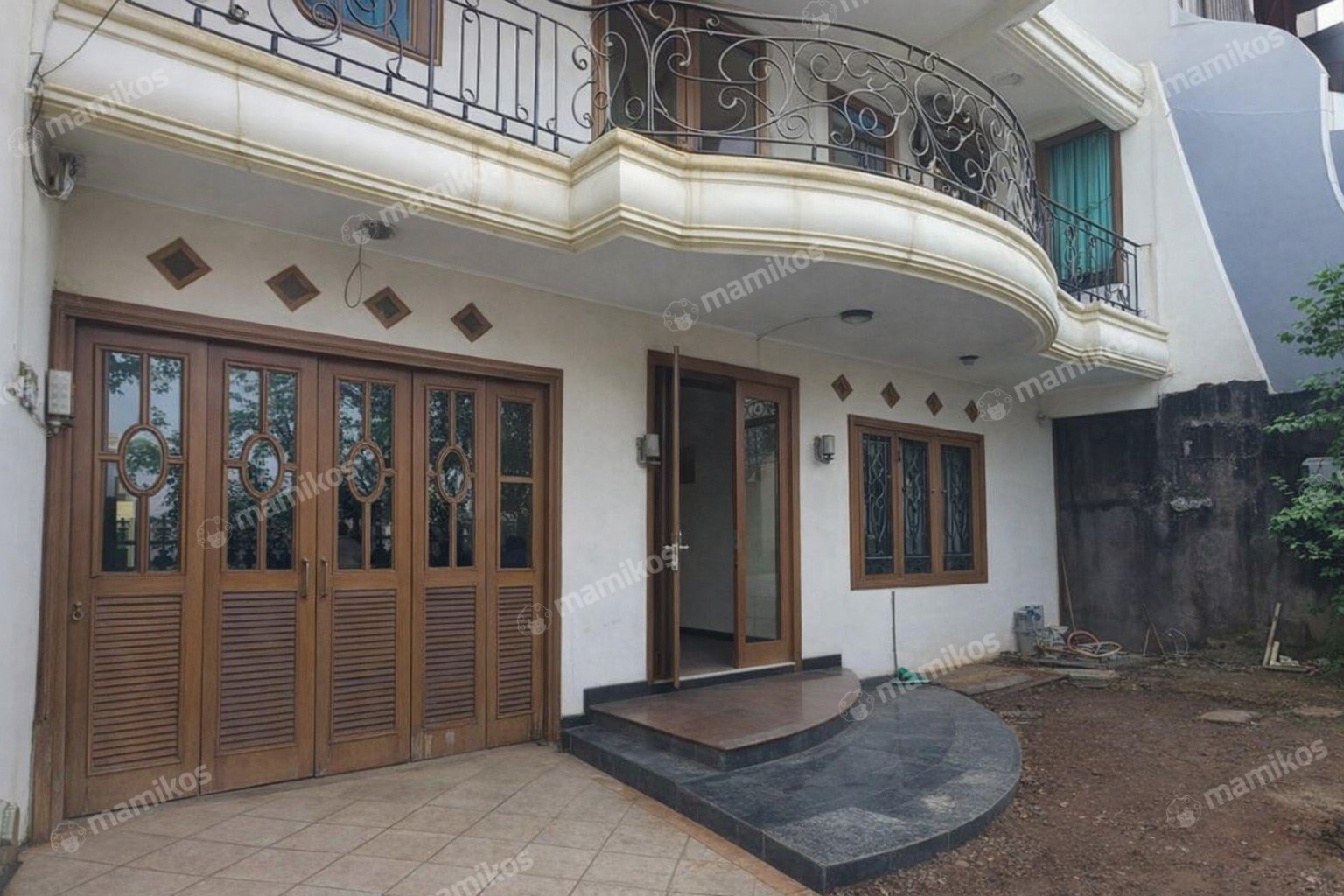 Rumah Sertifikat SHM 4 Kamar Tidur 4 Kamar Mandi Kelapa Gading Jakarta Utara