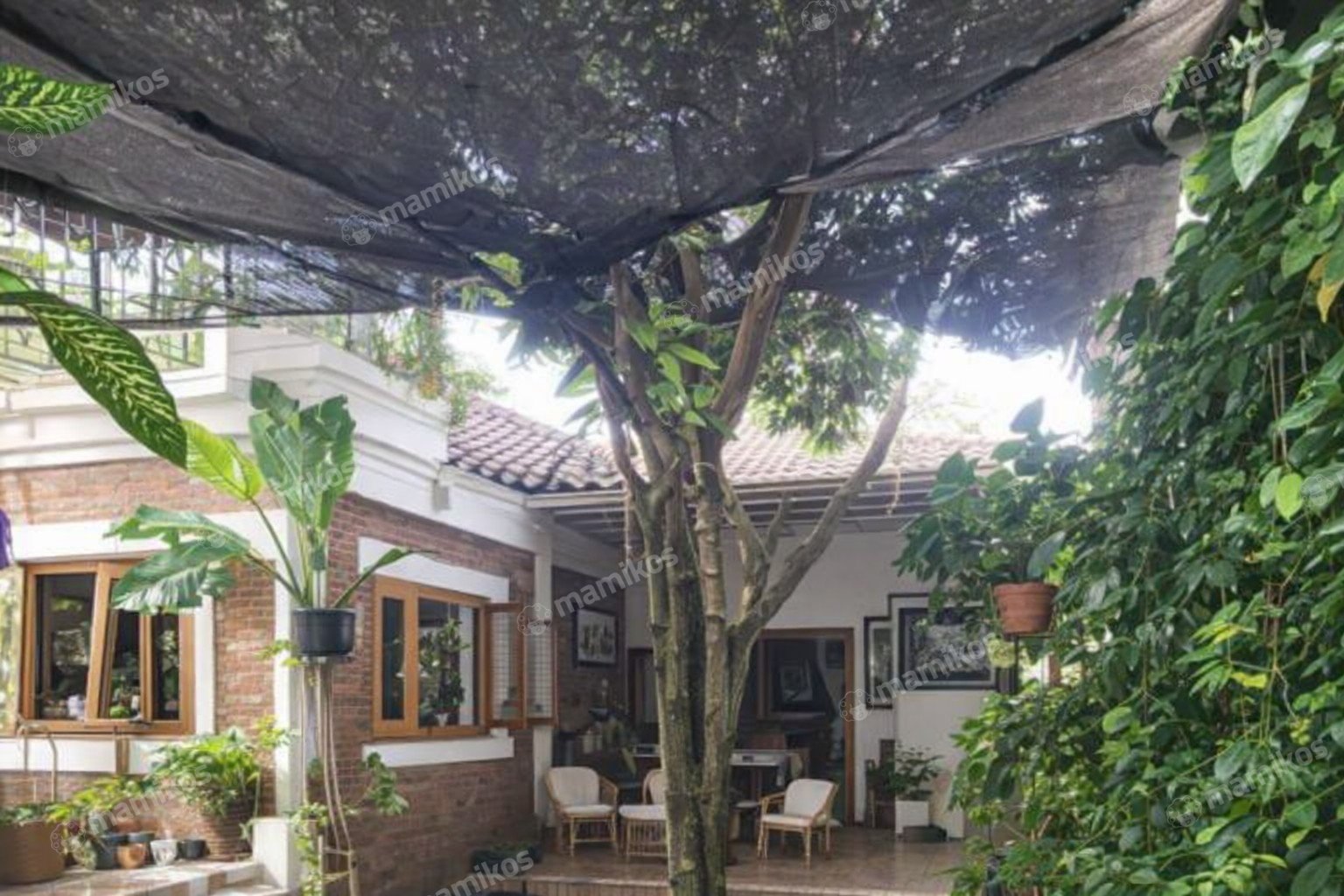 Rumah Sertifikat SHM 6 Kamar Tidur 4 Kamar Mandi Cibubur Jakarta Timur