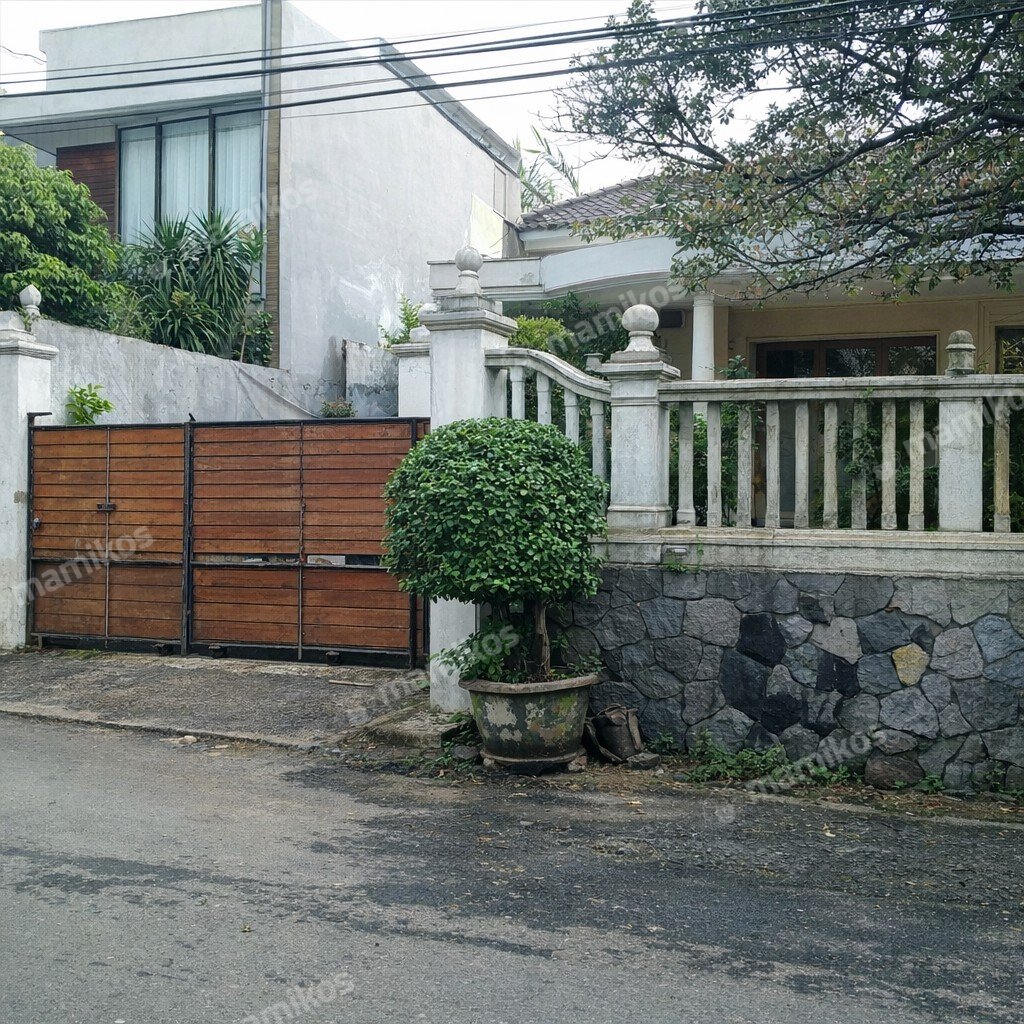 Rumah Sertifikat SHM 8 Kamar Tidur 8 Kamar Mandi Cipete Jakarta Selatan - Photo 2