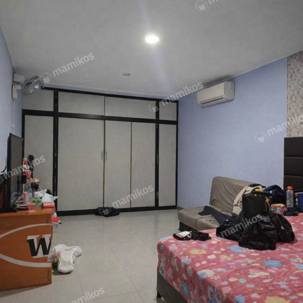 Rumah Sertifikat SHM 4 Kamar Tidur 4 Kamar Mandi Kalideres Jakarta Barat - Photo 2