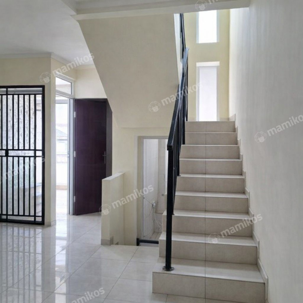 Rumah Sertifikat SHM 3 Kamar Tidur 2 Kamar Mandi Citra Garden Jakarta Barat - Photo 3