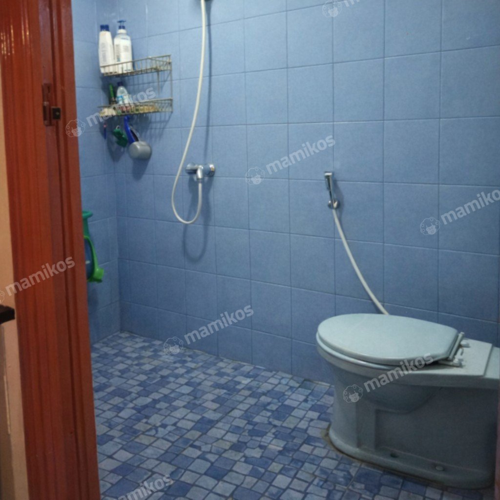 Rumah 2 Kamar Tidur 1 Kamar Mandi 1 Lantai Duren Sawit Jakarta Timur - Photo 4