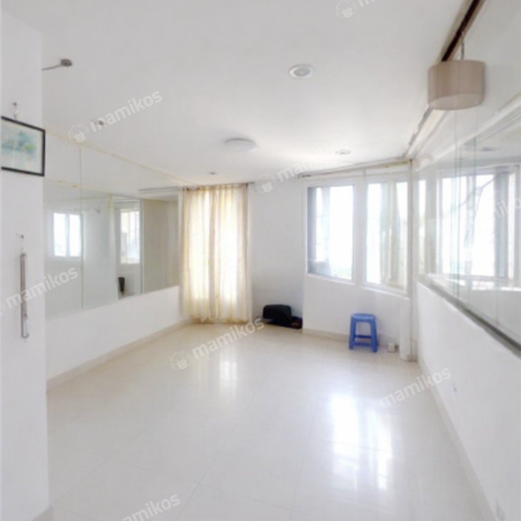 Rumah Sertifikat SHM 3 Kamar Tidur 3 Kamar Mandi Menteng Dalam Jakarta Selatan - Photo 3