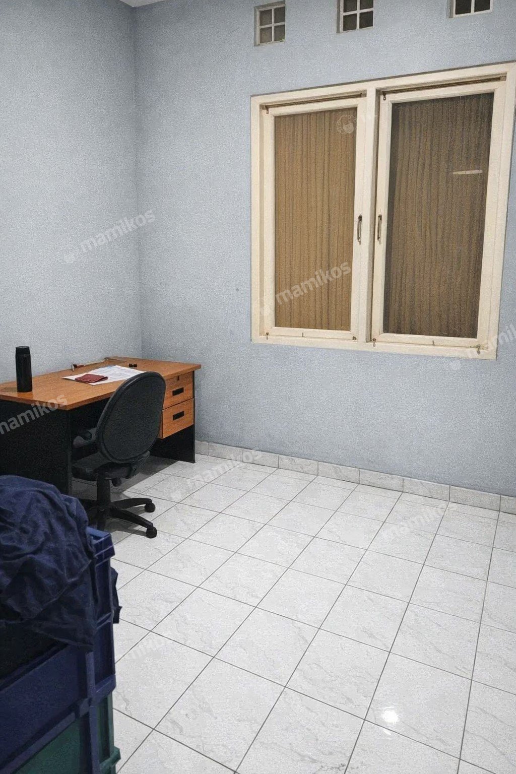 Rumah Sertifikat SHM 5 Kamar Tidur 3 Kamar Mandi Taman Surya Jakarta Barat - Photo 3