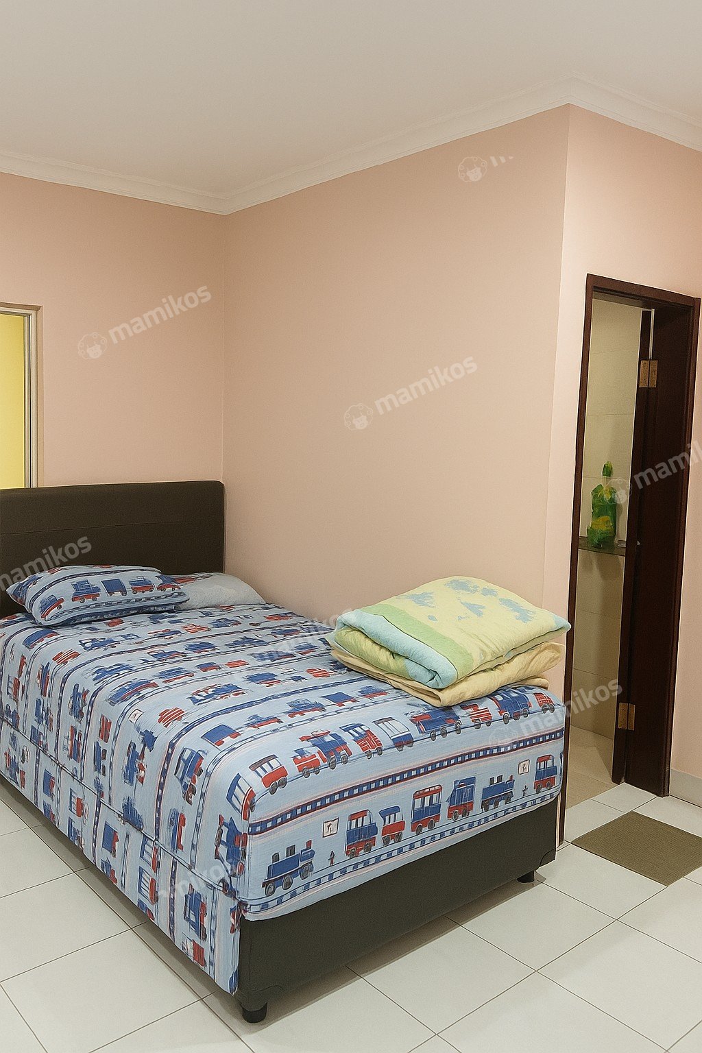 Rumah Sertifikat SHM 5 Kamar Tidur 3 Kamar Mandi Taman Surya Jakarta Barat - Photo 5