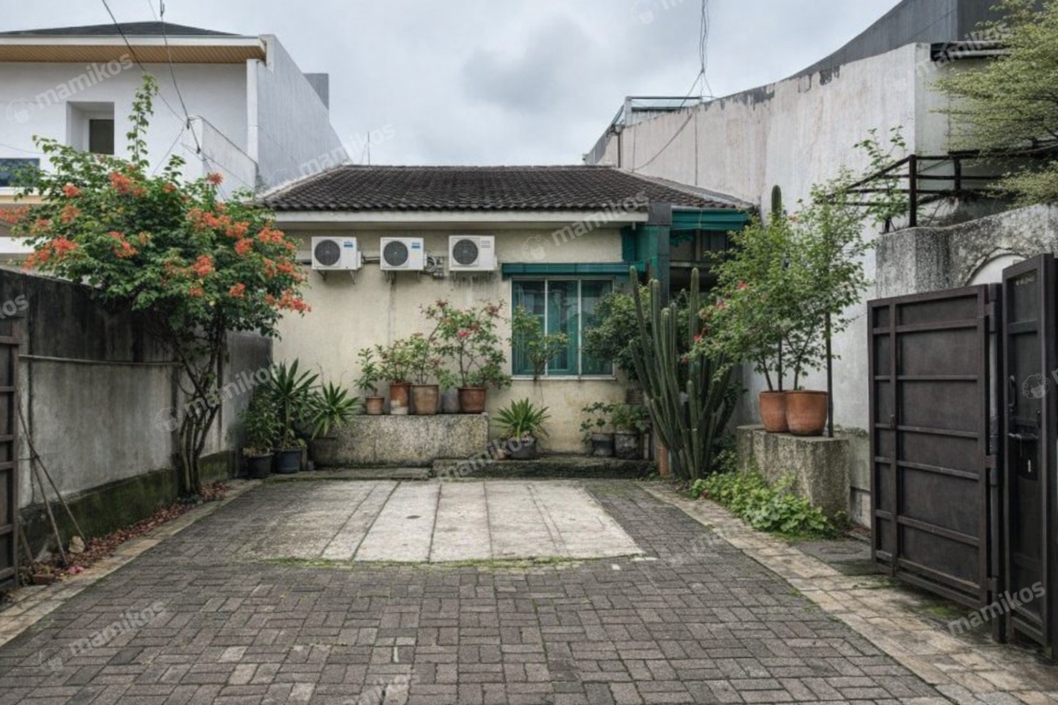 Rumah Sertifikat SHM 3 Kamar Tidur 3 Kamar Mandi Cirendeu Jakarta Selatan