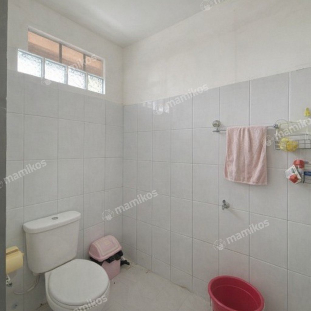 Rumah Sertifikat SHM 3 Kamar Tidur 3 Kamar Mandi Cirendeu Jakarta Selatan - Photo 4
