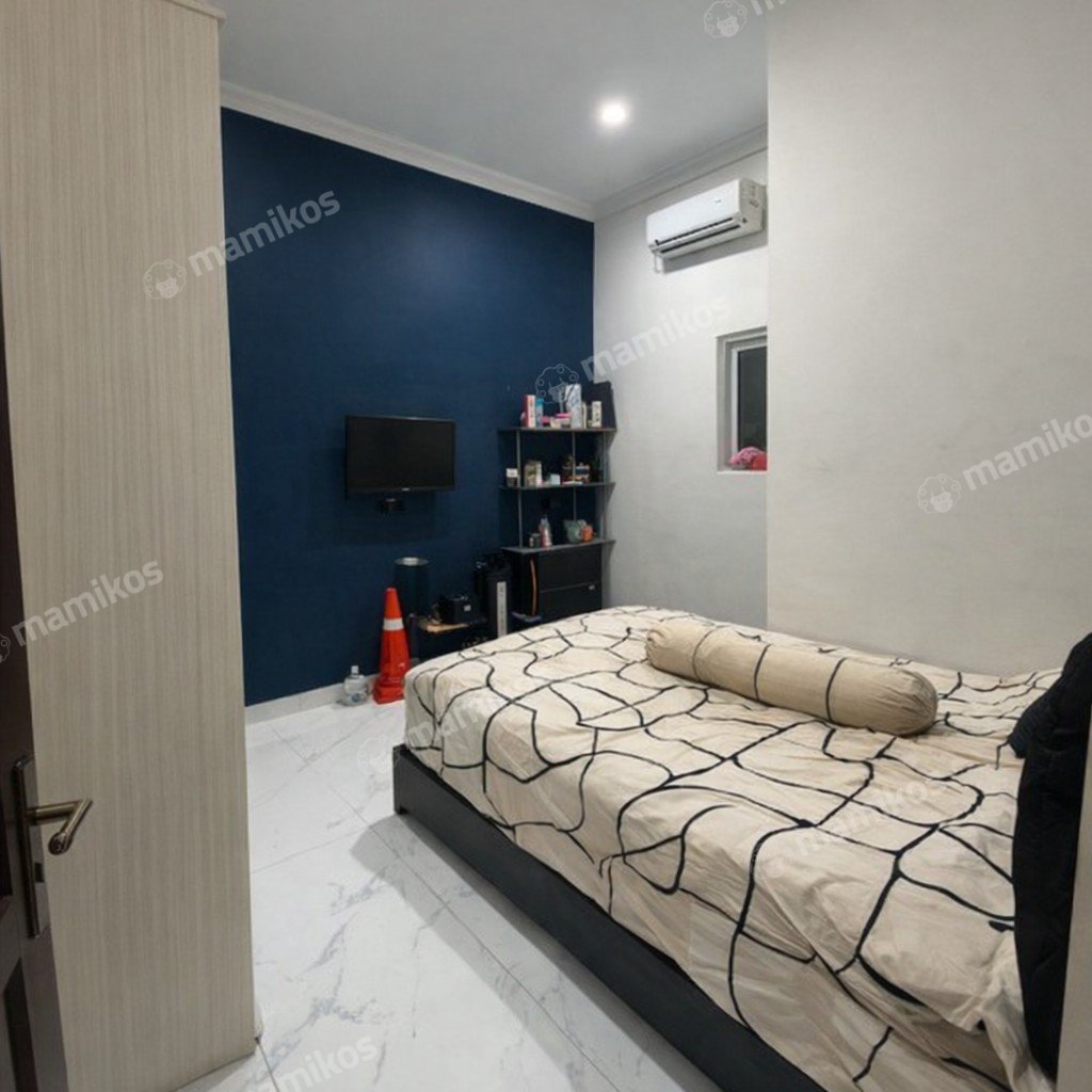 Rumah Sertifikat SHM 5 Kamar Tidur 5 Kamar Mandi Kebon Jeruk Jakarta Barat - Photo 3