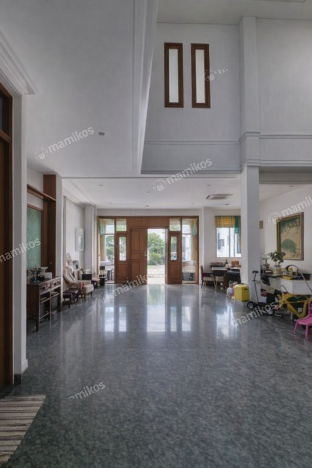 Rumah 6 Kamar Tidur 4 Kamar Mandi 3 Lantai Permata Buana Jakarta Barat - Photo 2