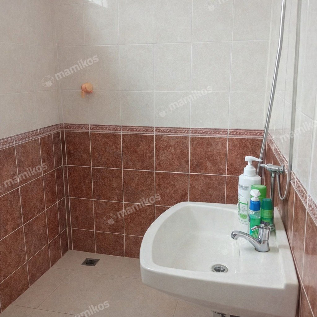 Rumah Sertifikat SHM 4 Kamar Tidur 3 Kamar Mandi Kota Wisata Jakarta Timur - Photo 5