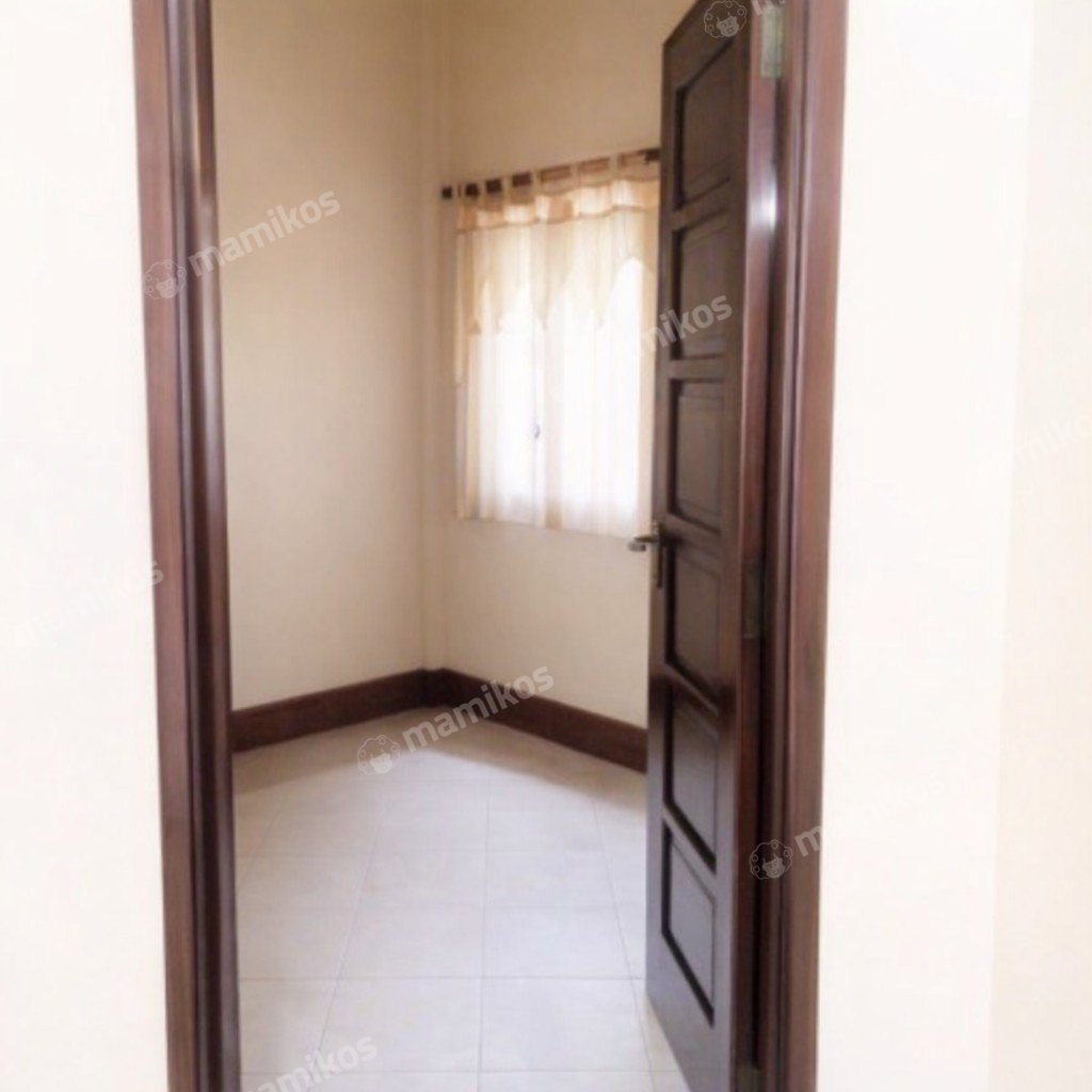 Rumah Sertifikat SHM 3 Kamar Tidur 2 Kamar Mandi Citra Grand Jakarta Timur - Photo 4