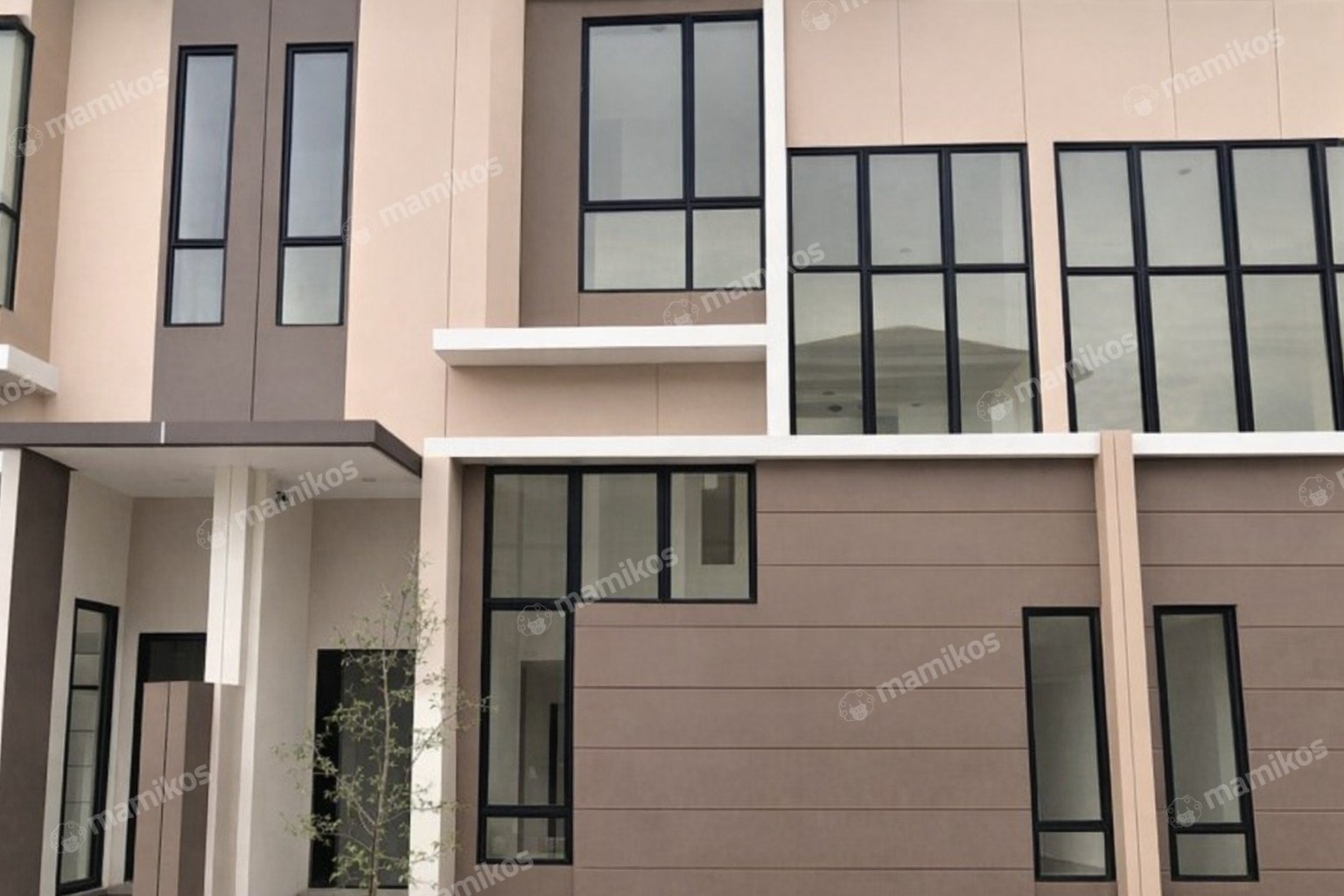 Rumah Sertifikat SHM 4 Kamar Tidur 4 Kamar Mandi Jakarta Garden City Jakarta Timur