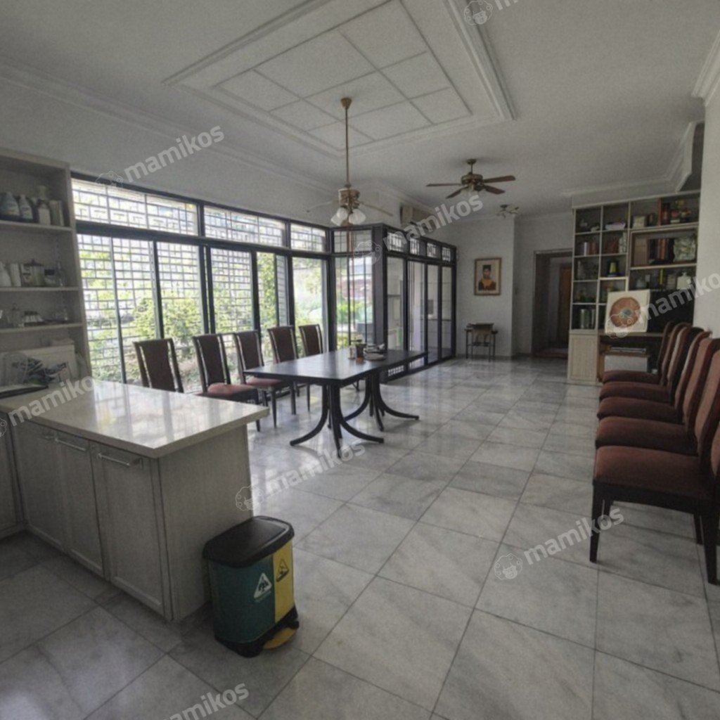 Rumah Sertifikat SHM 3 Kamar Tidur 2 Kamar Mandi Puri Indah Jakarta Barat - Photo 2