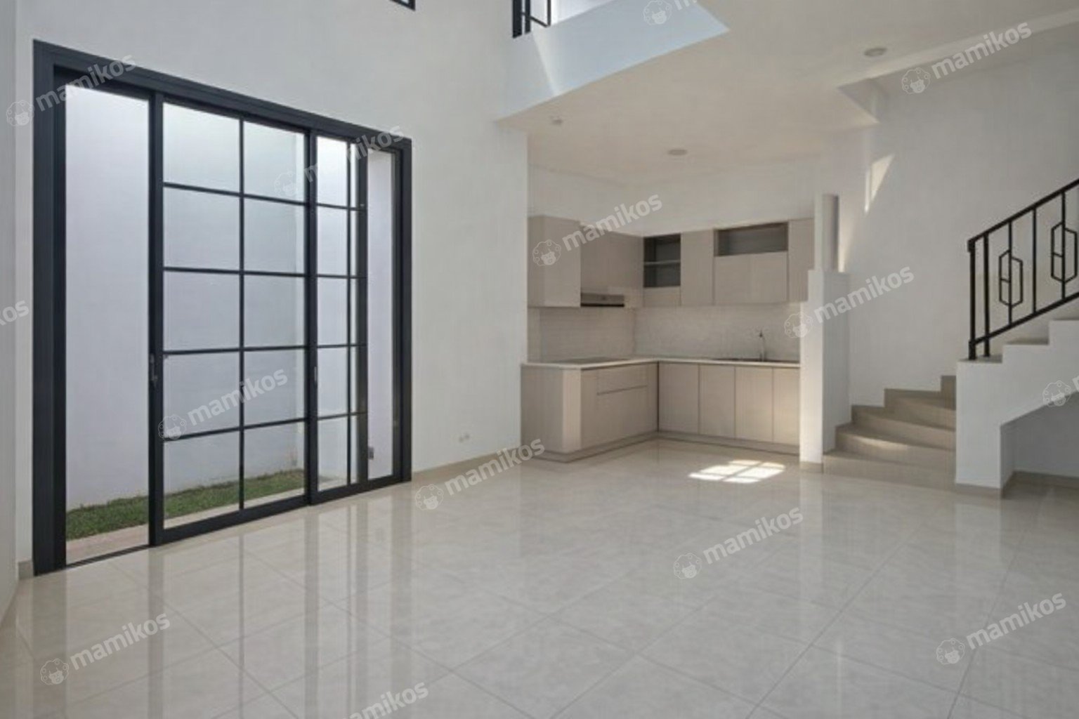 Rumah 4 Kamar Tidur 4 Kamar Mandi 3 Lantai Duren Sawit Jakarta Timur - Photo 5
