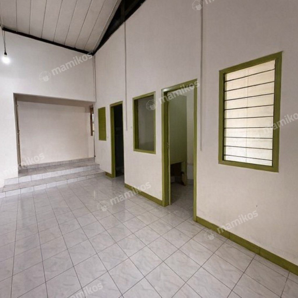 Rumah Sertifikat SHM 5 Kamar Tidur 5 Kamar Mandi Kebayoran Baru Jakarta Selatan - Photo 2