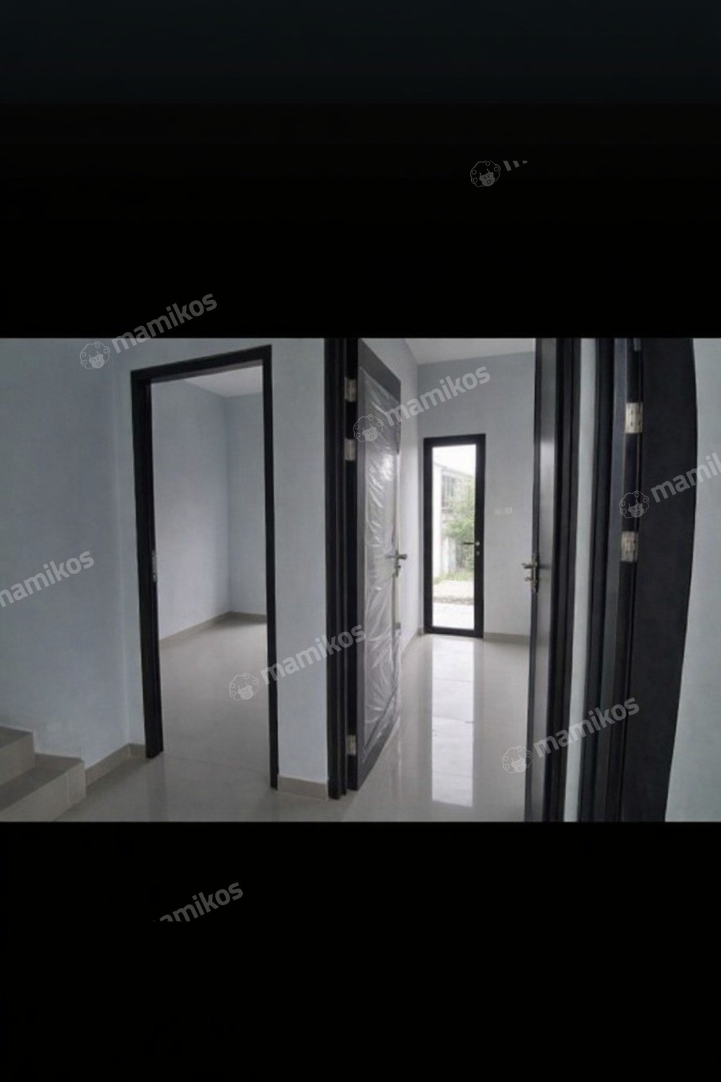 Rumah Sertifikat SHM 3 Kamar Tidur 3 Kamar Mandi Taman Surya Jakarta Barat - Photo 5