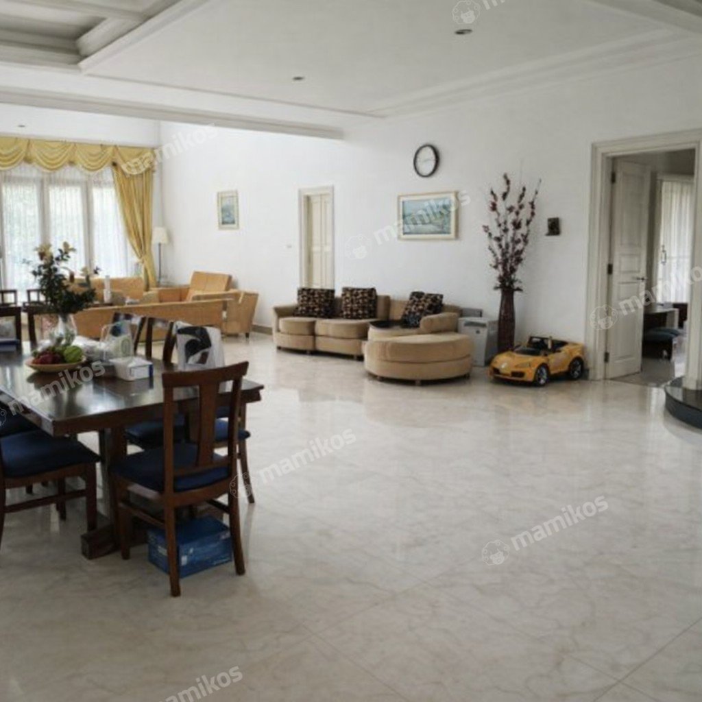 Rumah Sertifikat SHM 6 Kamar Tidur 6 Kamar Mandi Kelapa Gading Jakarta Utara - Photo 3