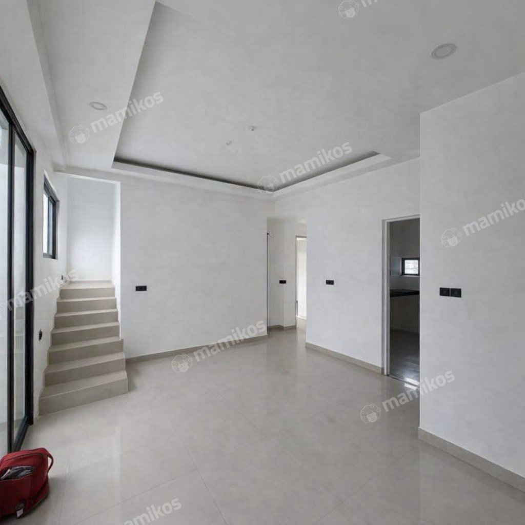 Rumah Sertifikat SHM 6 Kamar Tidur 6 Kamar Mandi Citra Garden Jakarta Barat - Photo 2