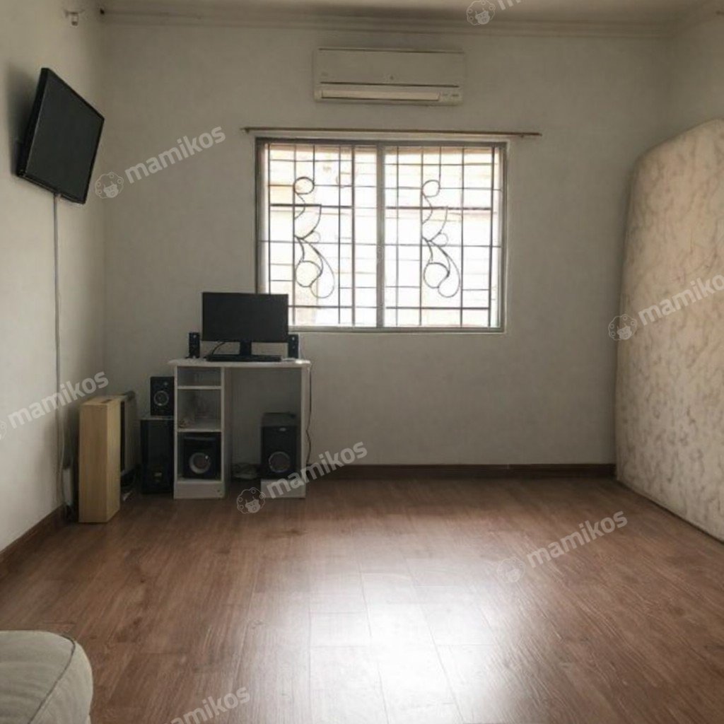 Rumah Sertifikat SHM 4 Kamar Tidur 3 Kamar Mandi Taman Surya Jakarta Barat - Photo 3