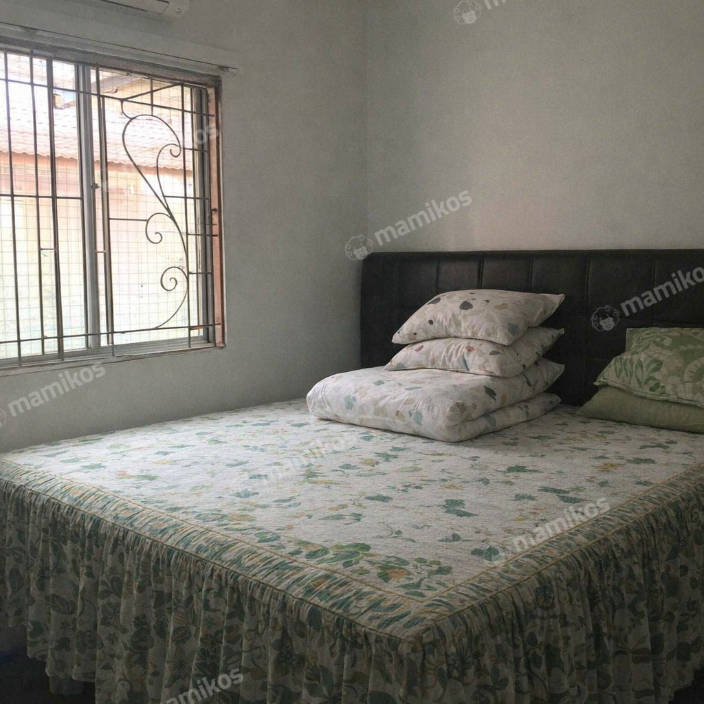 Rumah Sertifikat SHM 4 Kamar Tidur 3 Kamar Mandi Taman Surya Jakarta Barat - Photo 4