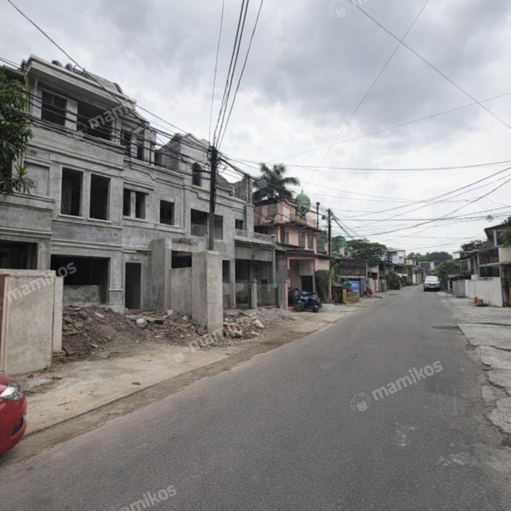 Rumah Sertifikat SHM 4 Kamar Tidur 5 Kamar Mandi Tebet Jakarta Selatan - Photo 2