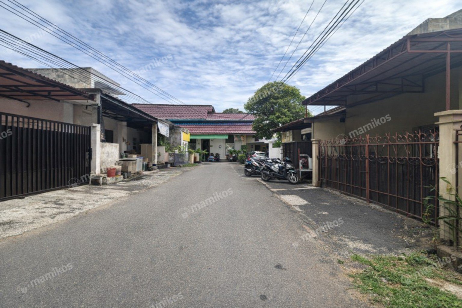 Rumah Sertifikat SHM 4 Kamar Tidur 1 Kamar Mandi Sektor 2 - Bintaro Jakarta Selatan - Photo 3