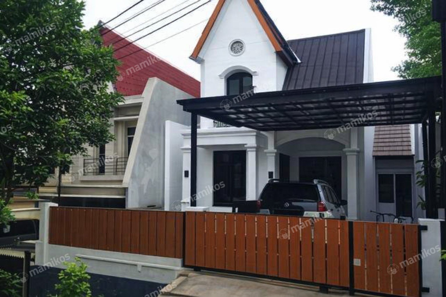 Rumah Sertifikat SHM 4 Kamar Tidur 4 Kamar Mandi Cibubur Jakarta Timur