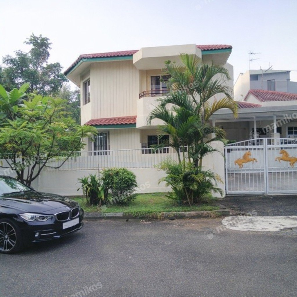 Rumah Sertifikat SHM 6 Kamar Tidur 4 Kamar Mandi Intercon Jakarta Barat - Photo 2
