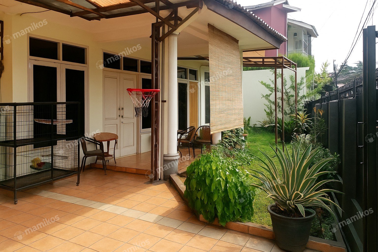Rumah Sertifikat SHM 7 Kamar Tidur 3 Kamar Mandi Mampang Prapatan Jakarta Selatan